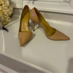 Michael Kors Biege 4 inch pumps